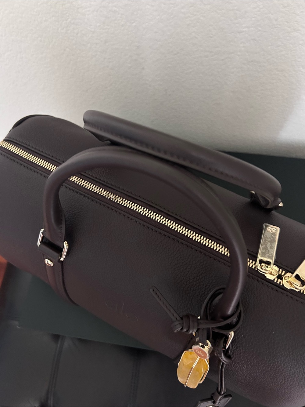 ALO Yoga Daily Voyage Bag - Picture 14 of 17